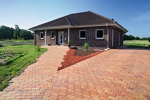 Клинкерная брусчатка CRH Radeberg orange, blau-bunt geflammt